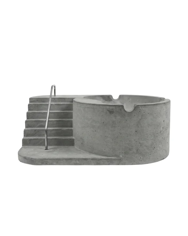 CINZEIRO DE CIMENTO PISTA DE SKATE